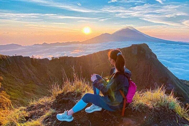 Mount Batur Sunrise Trekking og Jeep Tour med Hot Spring