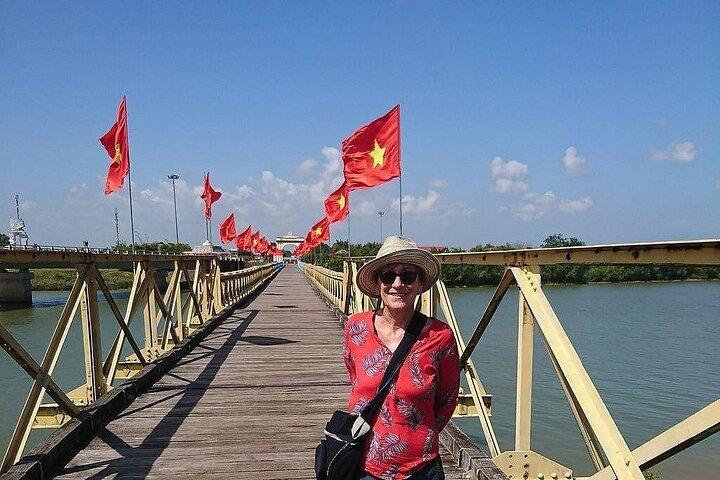 Private DMZ Tour : Vinh Moc Tunnels & Khe Sanh von Hue aus erkunden