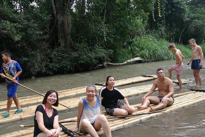 Hoteller i nærheden af Mae Wang Adventure: Jungle Trek, Waterfalls & Village Stay