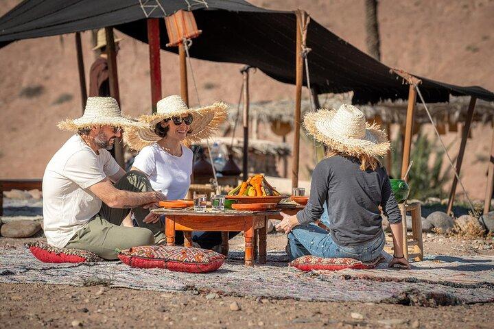Agafay experience Moroccan lunch under a tent and Pick up