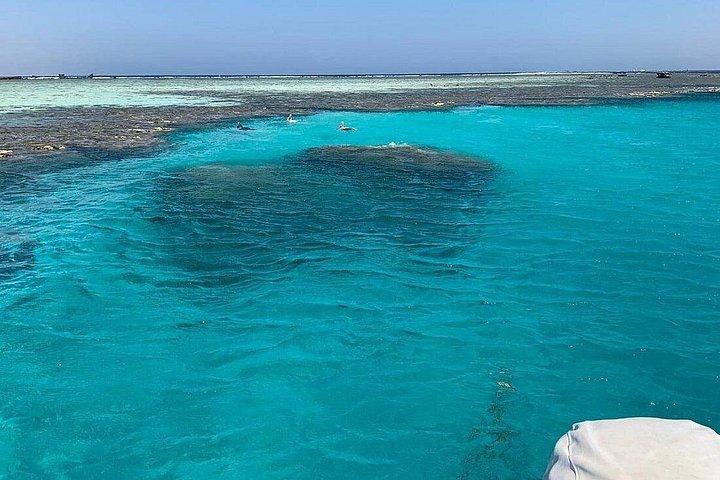 シャルム・エル・シェイク発ティラン島1日クルーズ