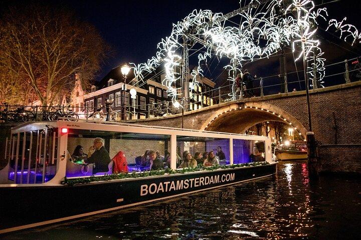 Amsterdam Light Festival Canal Cruise With Unlimited Drinks