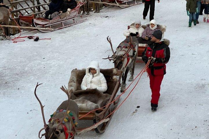 Rovaniemi Halfdaagse Privévervoer Charter