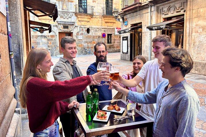 Bilbao Kleingruppentour mit Tapas und Weinprobe