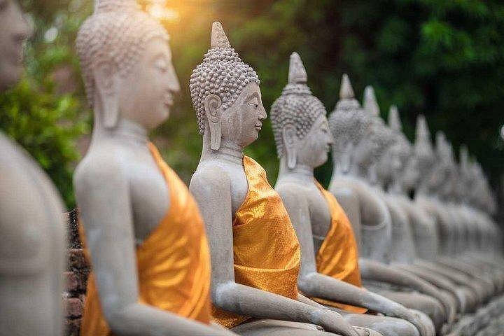 バンコク発：アユタヤ寺院群とグランドパールリバークルーズ