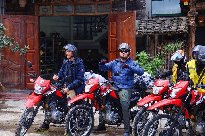 BigBike Ha Giang Loop 3D2N（バスチケット付き）