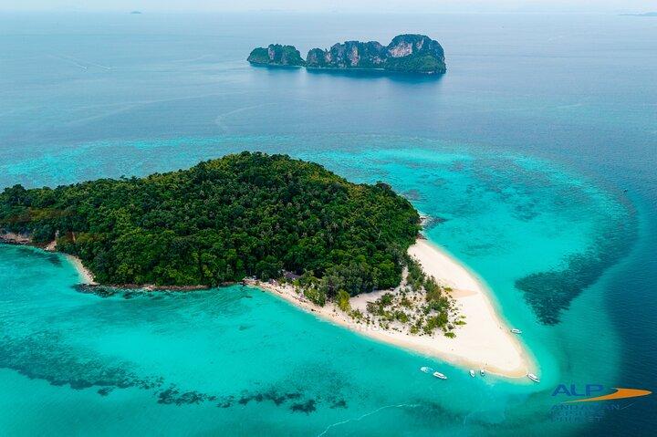 PHI PHI & MAYA & BAMBOO Premium Catamarán Max 28 pax