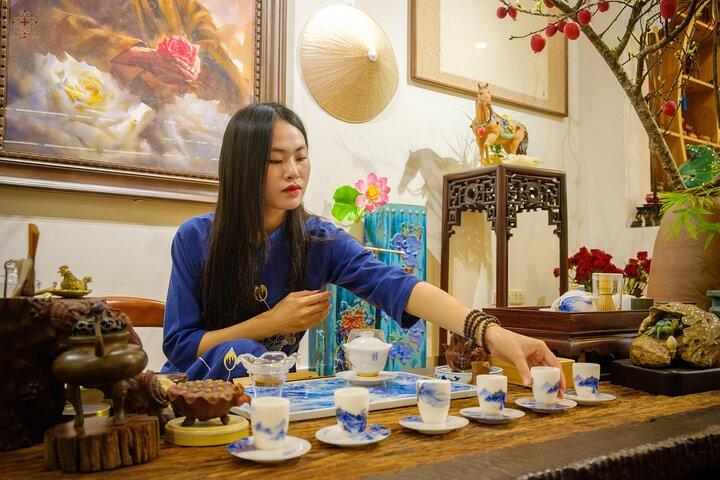 Hanoi Tea Workshop: Artisan Brewing, Signature Tastings & Snacks