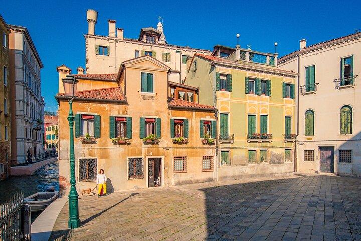 Veneza Walking Tour & Gondola Ride: Explore o coração da cidade