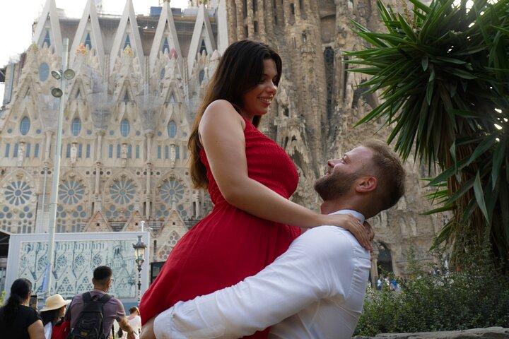 Barcelona Express: 3 Hour Iconic Highlights & Best Photo Spots