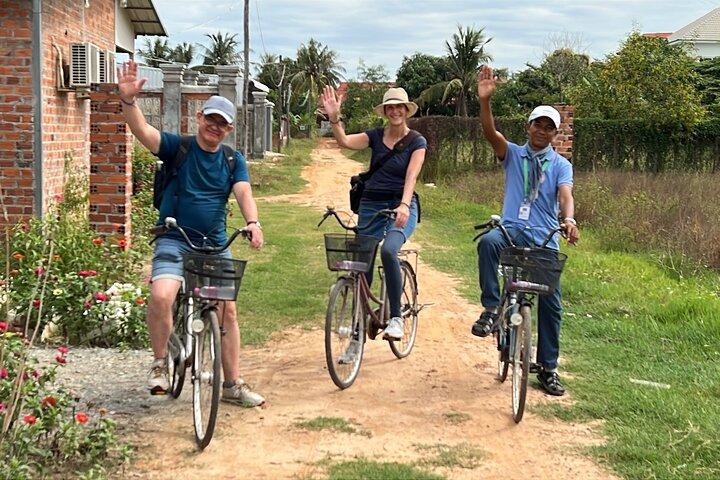 Siem Reap : Tours en bicicleta por la mañana con mercado local & almuerzo
