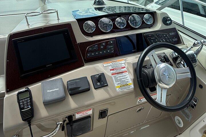 37 Ft Yacht Rental for 2 or 4 hours, Bluetooth, In the Miami Bay