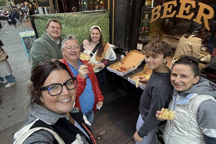 Lower Manhattan's Ultimate Pizza Crawl experience (5 tastings)