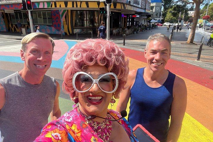 シドニーのLGBT地区を巡るプライベートドラッグクイーンウォーキングツアー
