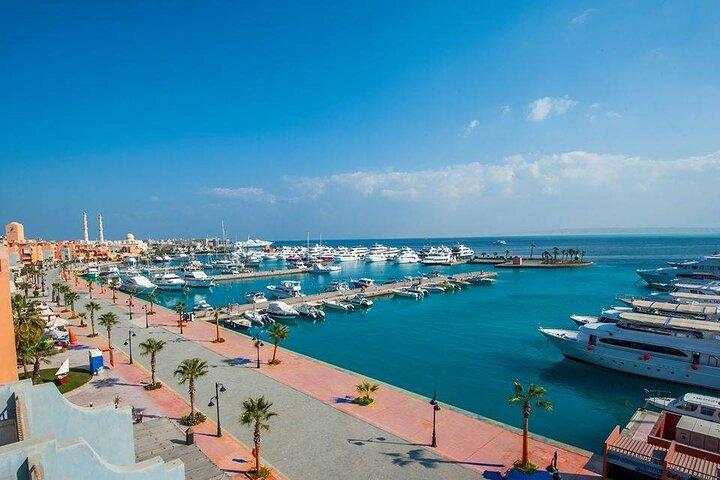 Hurghada City Tour Mercati Marina e approfondimenti culturali