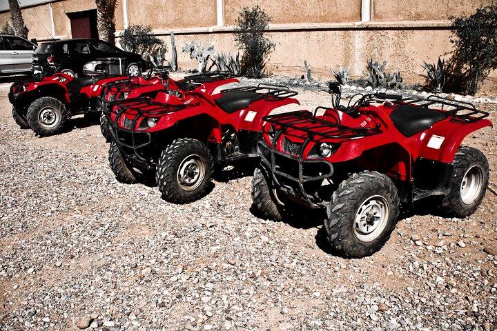 Marrakech: Agafay Desert Quad biking tour with dinner Show