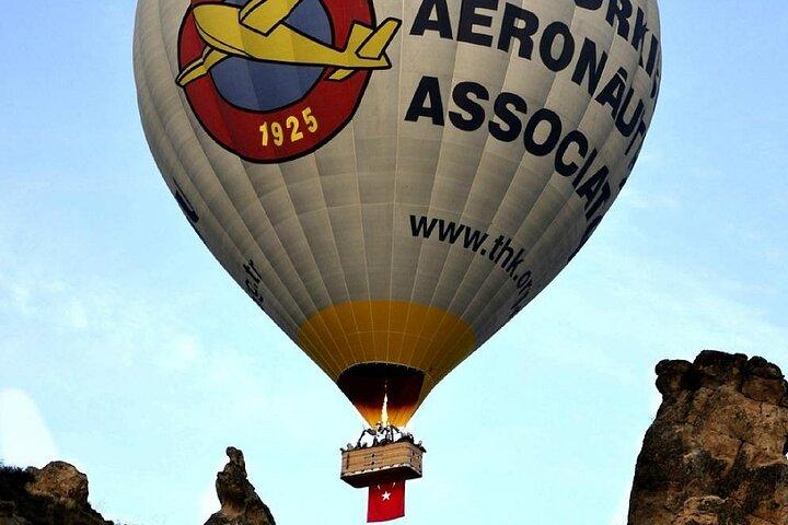 Esperienza di volo in mongolfiera Pamukkale & certificato commemorativo