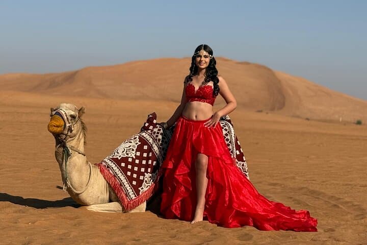 Dubai Morning Safari Tour, Camel, Falcon & Sand Boarding