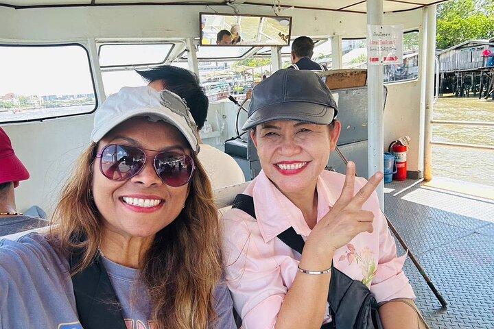 Private kundenspezifische Tour mit Ortskundiger Reiseleiter (6 oder 8 Stunden)