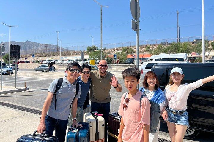 Santorin Privattransfers : Vom oder zum Flughafen/Hafen oder Hotel