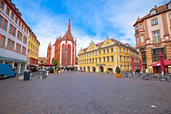 Von Frankfurt Würzburg und Rothenburg Gruppe oder Private Tagestour