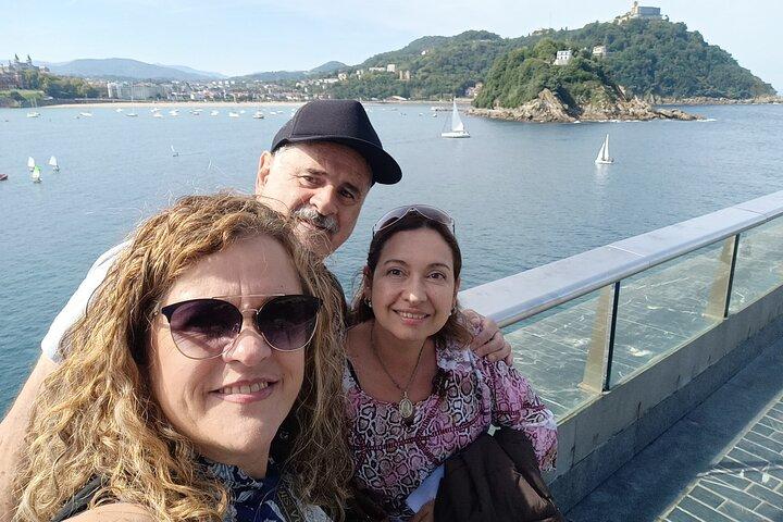 San Sebastian Private Walking Tour com um local