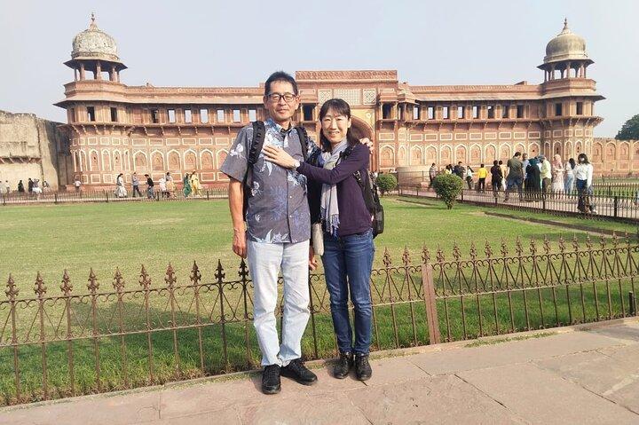 Tour privato del Taj Mahal e del Forte di Agra da Delhi con Guida