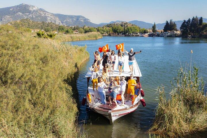 Turtle Beach journée avec lac et bains de boue depuis Marmaris