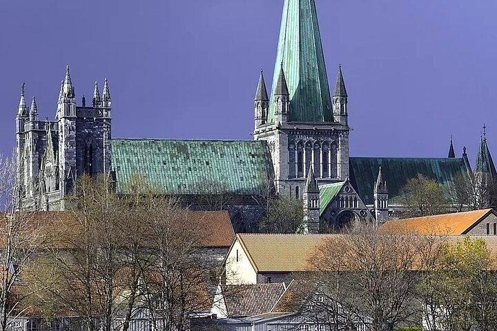 Trondheims Inner Circle: A Self-Guided Audio Tour