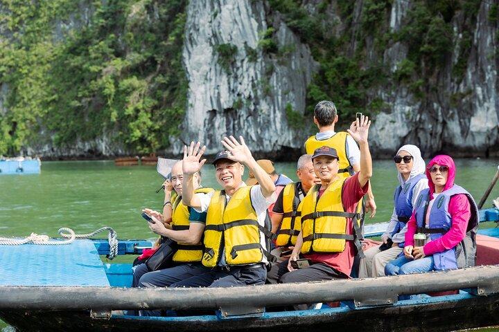 Crociera sui delfini Tour di un giorno più grande di Ha Long Premium