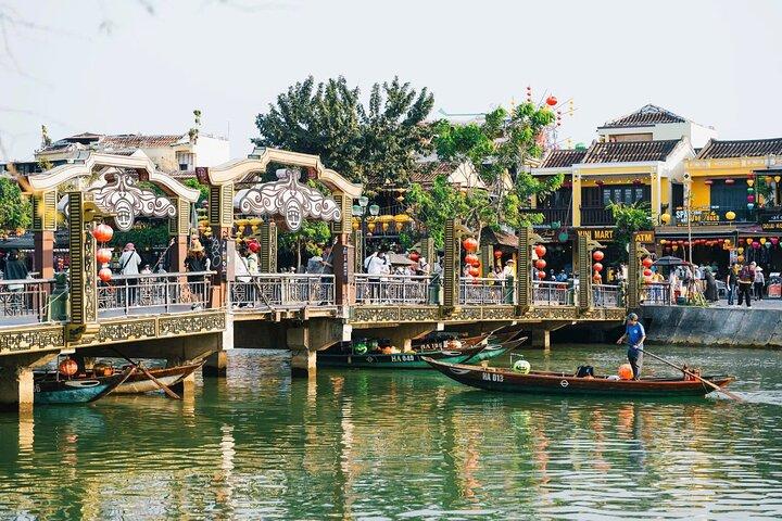 Hoi An Ancient Town Tour privato Giro in barca e rilascio delle lanterne