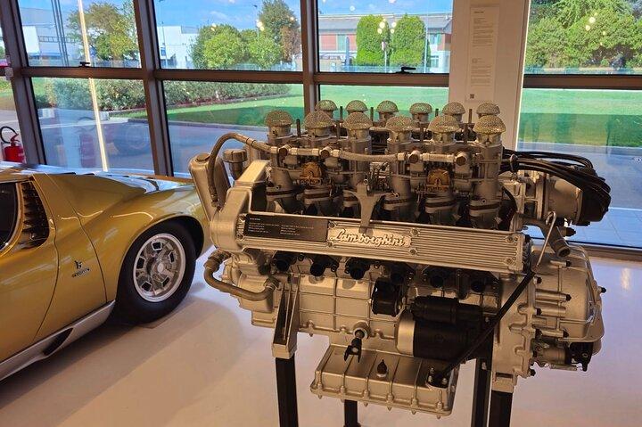 From Venice: Lamborghini Ferrari and Pagani Day