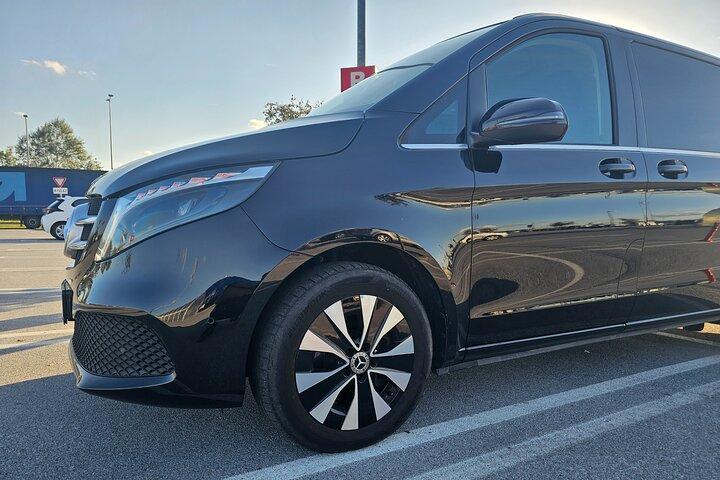 Privétransfer van Zagreb naar Split met de Plitvicemeren