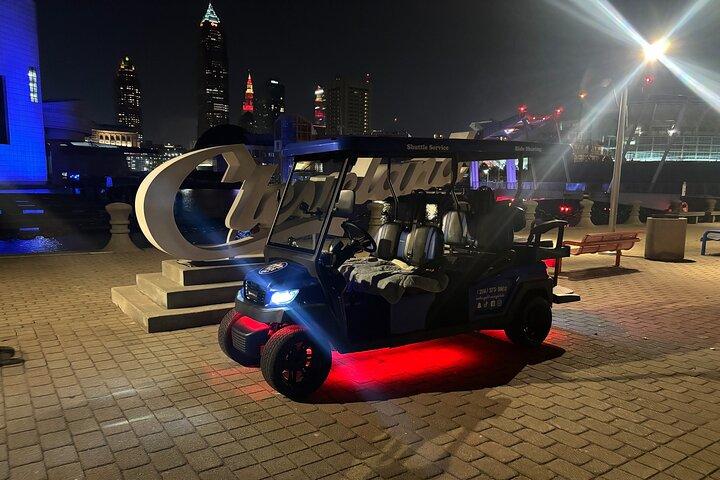 CLE: Cleveland Waterfront e Iconas da Cidade Tour do carrinho de golfe