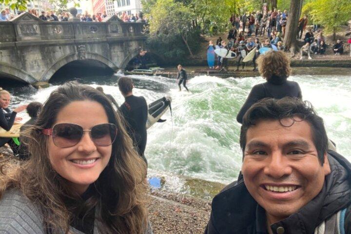 Munich Private Walking Tour com um local
