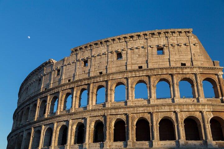 Colosseum Escort Eingang und offene Bus Combo in Rom