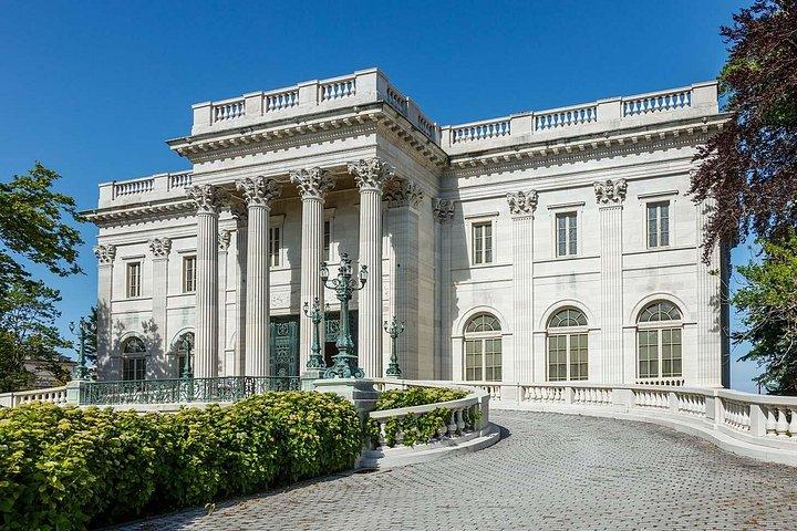 Hoteller i nærheden af Newport Small-Group Day Tour: The Breakers & Marble House