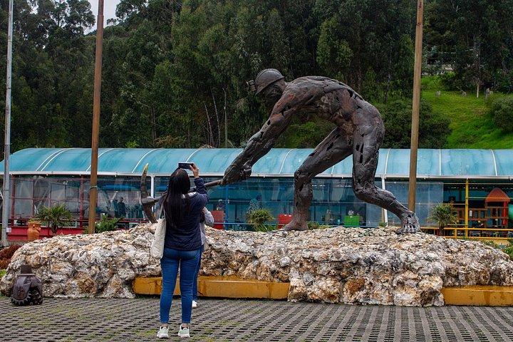 シパキラの塩の大聖堂への共同グループ ツアー (送迎付き)