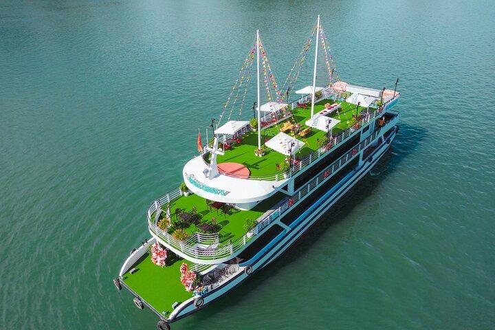 Halong Bay Apollo 5* Kreuzfahrt mit Jacuzzi Tagesausflug und Buffet Lunc
