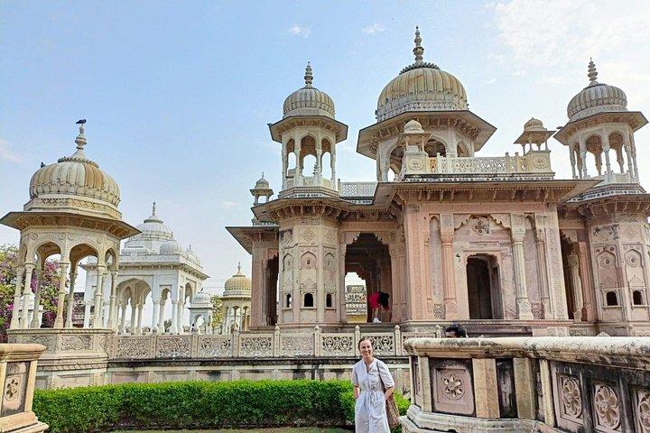 Private Full-Day Jaipur Sightseeing by Car