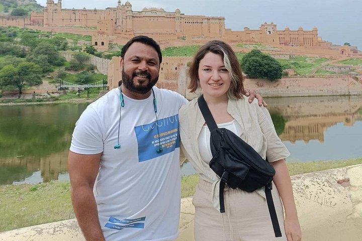 Private Full-Day Jaipur Sightseeing by Car