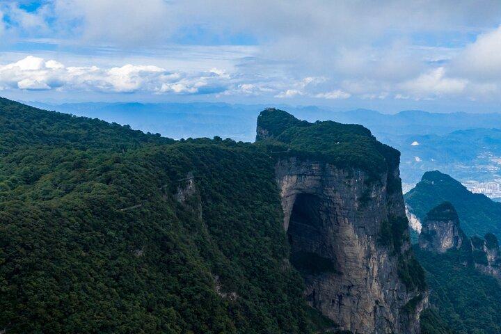 Tour of Tianmen Mountain National Forest Park with English Guide
