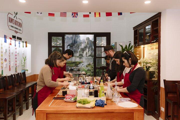 Cook, Taste & Laugh : Hanoi Market & Vietnamese Cooking Class
