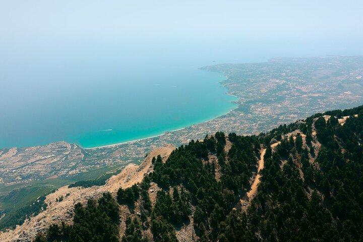 Kefalonia : 4x4マウントアイノス&オマラバレープレミアムバンアドベンチャー