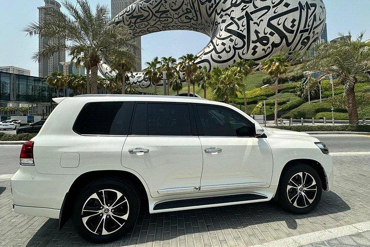Dubai Private land Cruiser with Driver