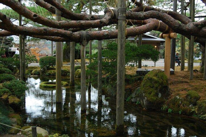 Visite privée d'une demi-journée à Kanazawa, jardin, château et geisha
