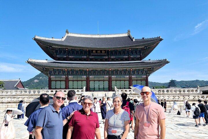 Den ensamma och stora gudrundan - Seoul Daily City Tour