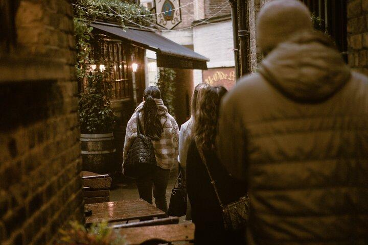 London Private Taverns Tour with Historic Pubs