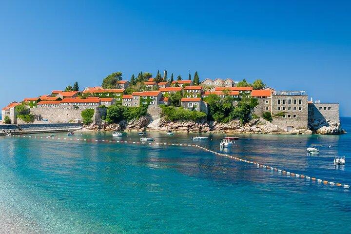 Depuis Tirana/Durres/Shkoder : Excursion semi-privée au Monténégro
