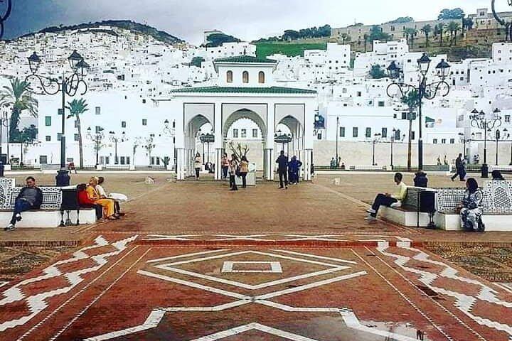 "Viagem privada de um dia: Explore Chefchaouen & Tetouan de Tanger"